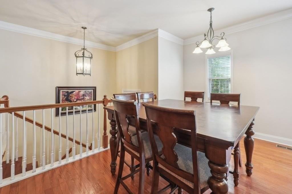 3808 Fairhill Pt - Photo 5 of 38