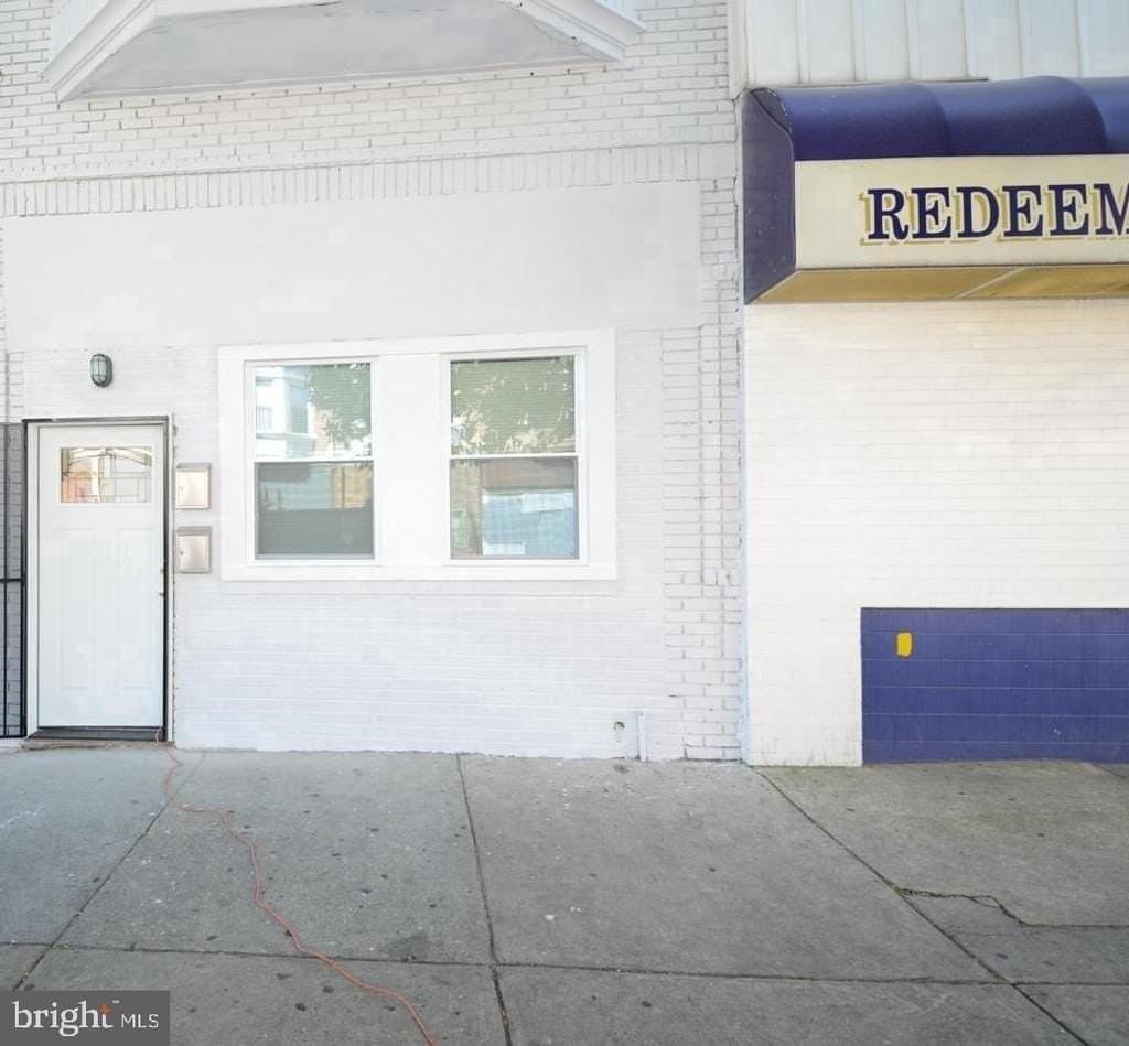 616 S 60th St #2 - Photo 2 of 26