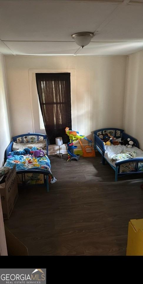 147 Campbell St - Photo 3 of 8