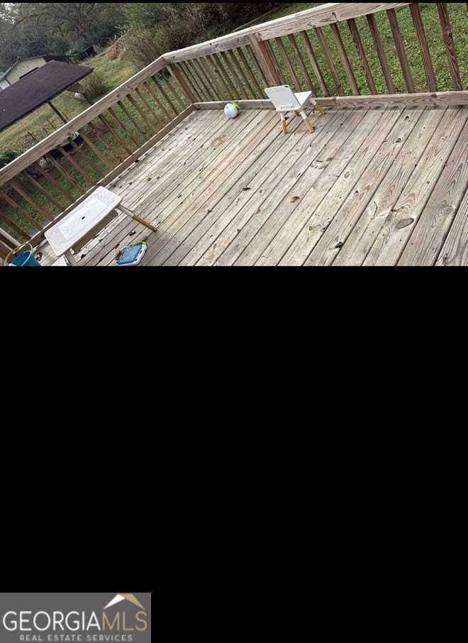 147 Campbell St - Photo 7 of 8