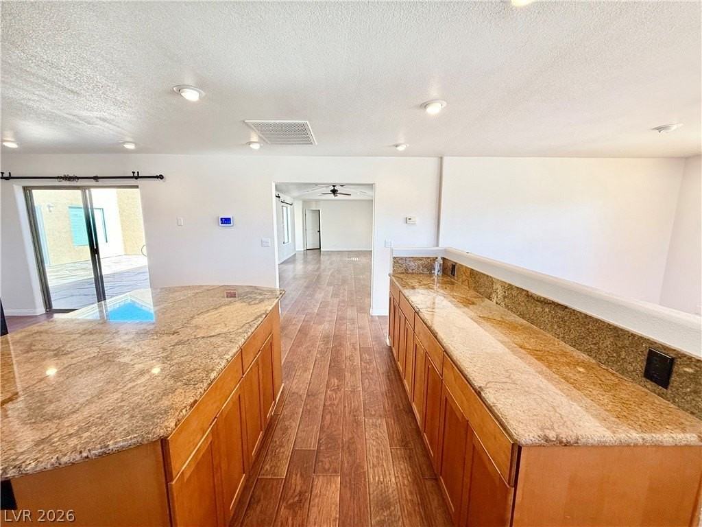 1100 Dollar St - Photo 5 of 21