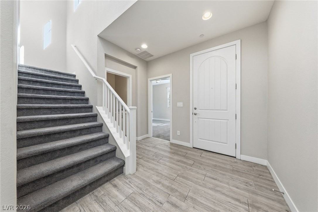 5 Lilla Rosa St - Photo 4 of 26