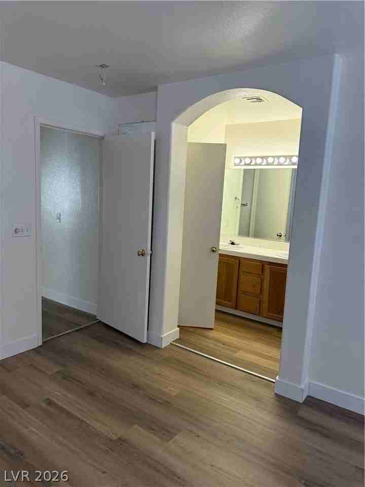 1224 Hickory Grove Cir - Photo 5 of 9