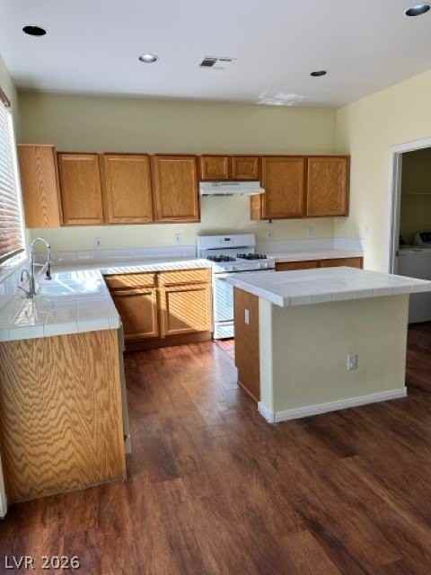 7511 W Mesa Verde Ln - Photo 2 of 9