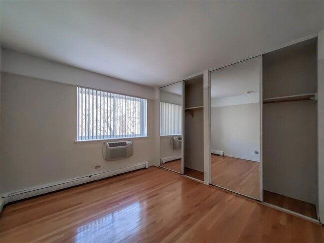 W Grace St #235 - Photo 5 of 8