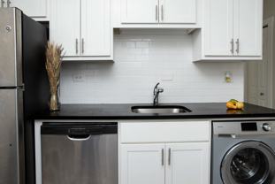 1415 W Hutchinson St #1 - Photo 1 of 1