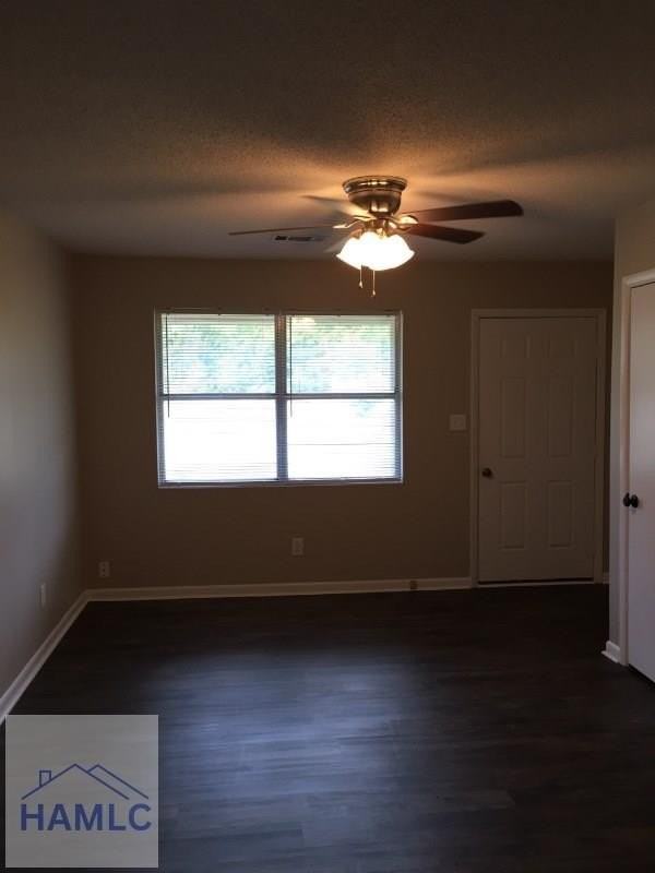 380 Howard Rd - Photo 3 of 14