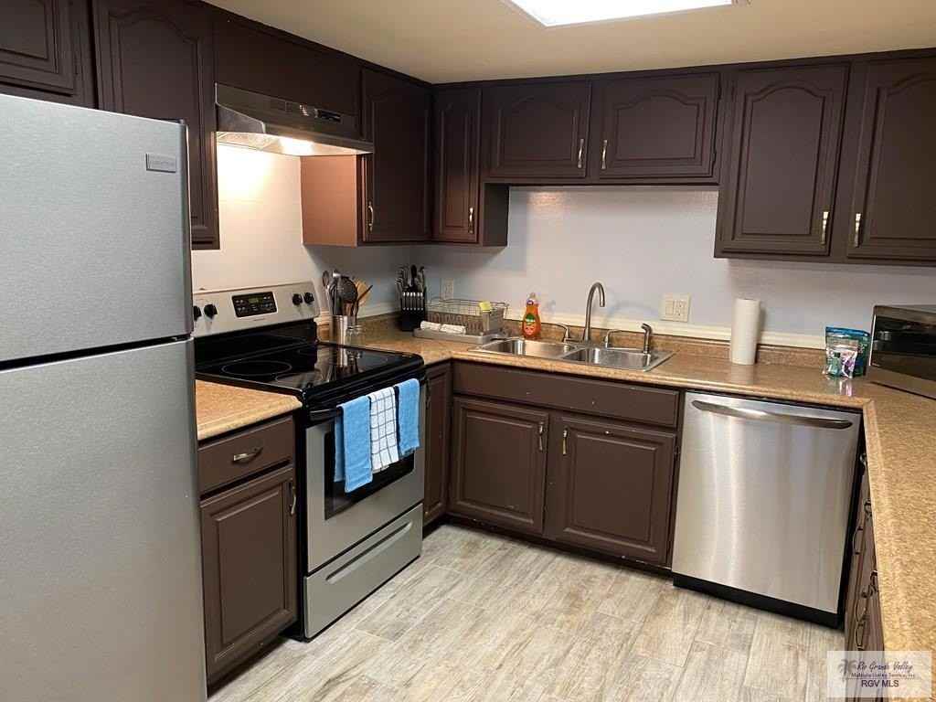 2010 El Dorado Ave - Photo 5 of 15