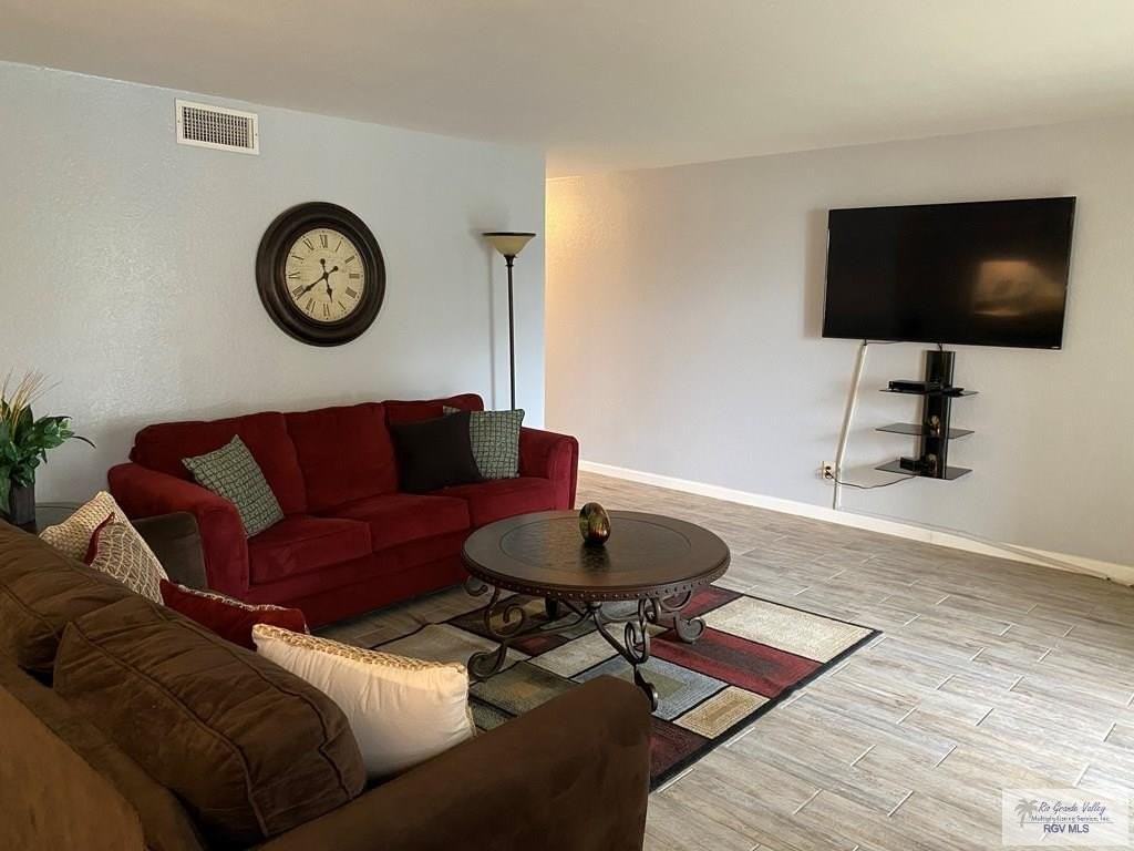 2010 El Dorado Ave - Photo 6 of 15