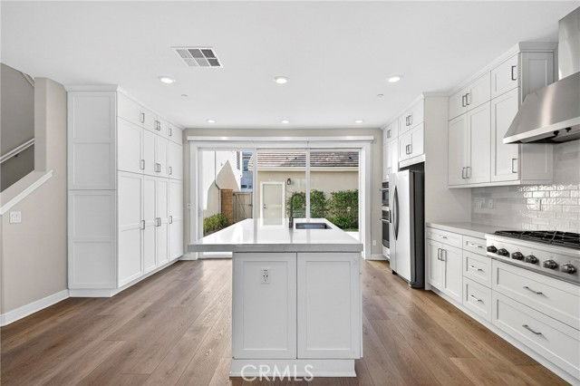 346 Chorus - Photo 4 of 8