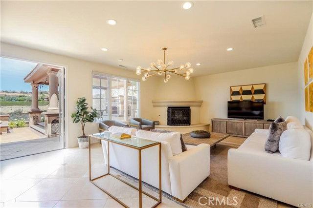 15 Shadowcast - Photo 3 of 8