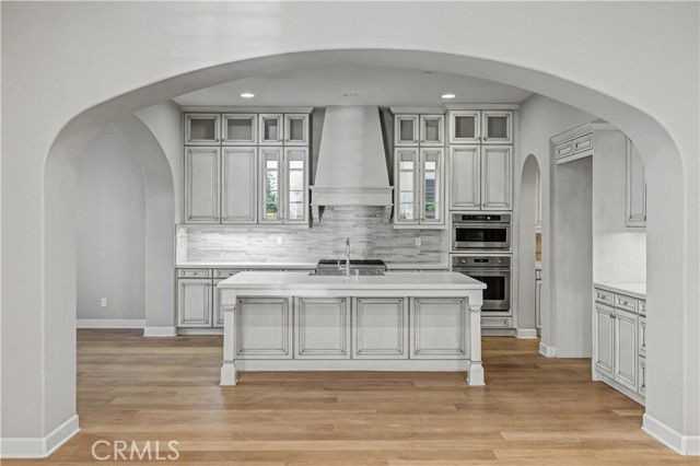 108 Horseback - Photo 2 of 7