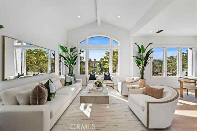 84 Sidney Bay Dr - Photo 5 of 8