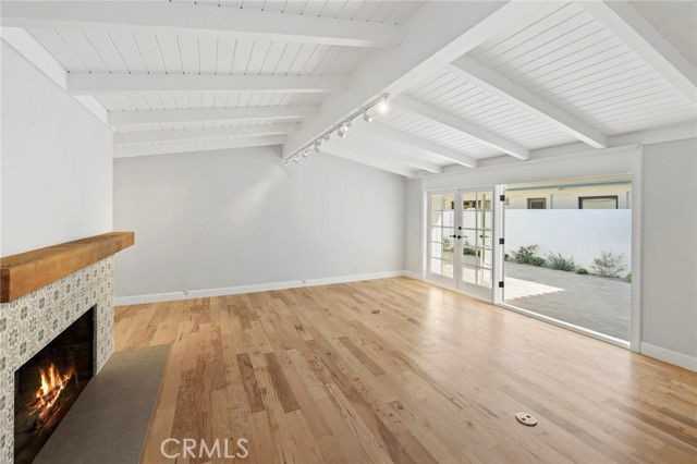 203 Via Nice - Photo 2 of 8