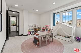 55 Suede - Photo 5 of 8