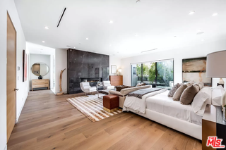 723 N Orlando Ave - Photo 7 of 8