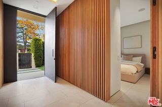 6687 Colgate Ave - Photo 3 of 8