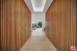 6687 Colgate Ave - Photo 4 of 8