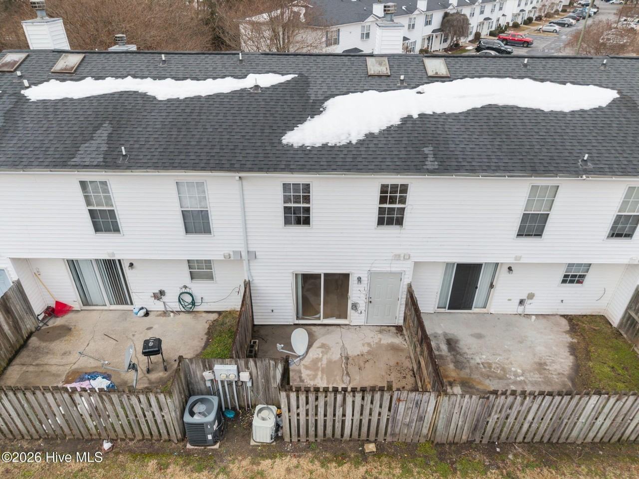 3915 Sterling Pointe Dr Unit Jj9 #JJ9 - Photo 6 of 41