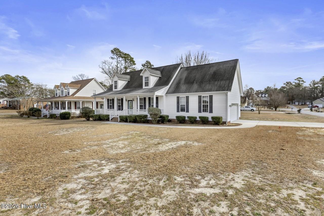 101 England Ln - Photo 2 of 28