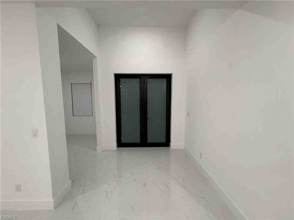 3311 72nd St W - Photo 2 of 8