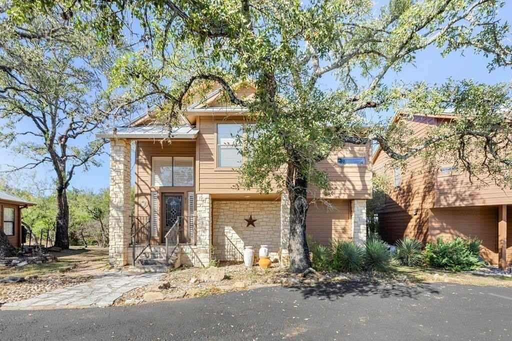 108 Courtside Cir - Photo 2 of 26