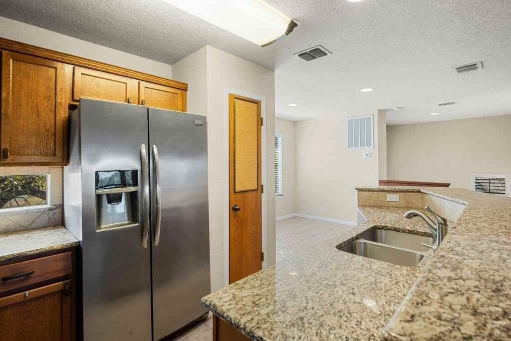 108 Courtside Cir - Photo 6 of 26