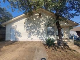 752 Pecan Ln - Photo 1 of 1