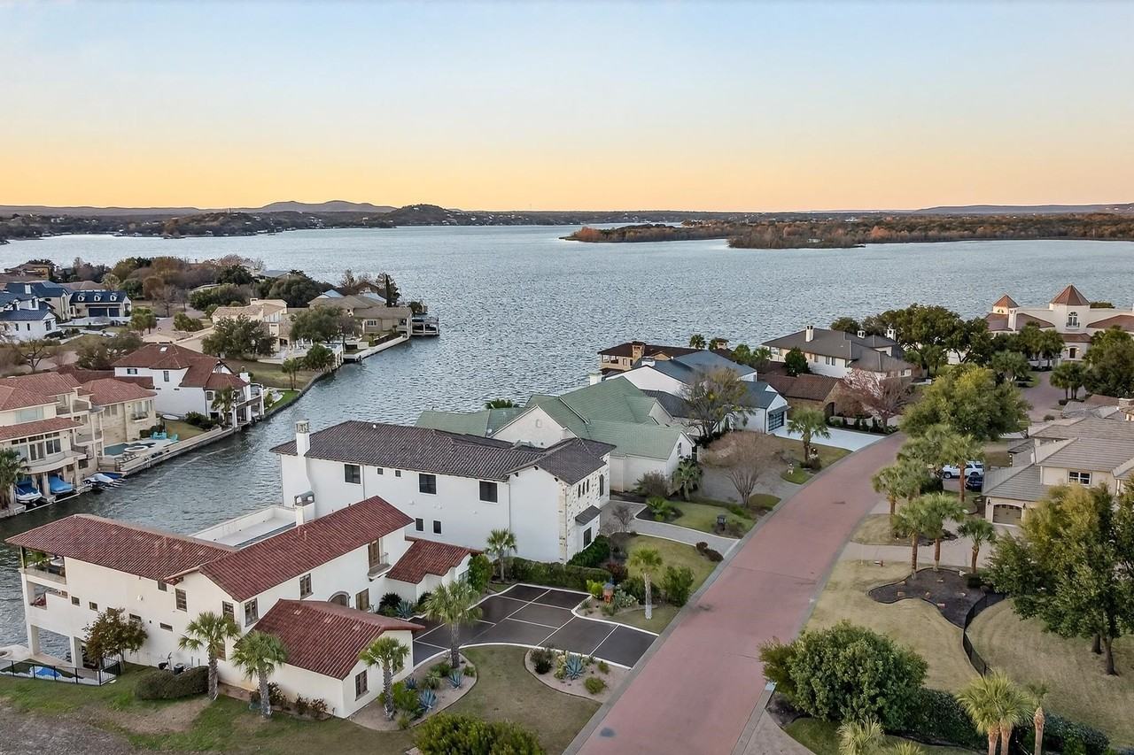 127 Applehead Island Dr - Photo 6 of 28