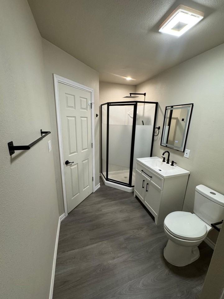 5303 Shady Oaks Cir - Photo 7 of 10