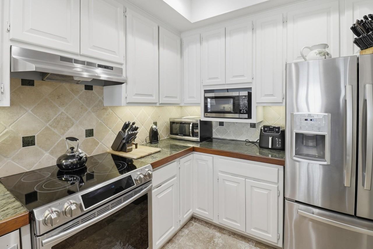 403 Island Dr - Photo 7 of 22