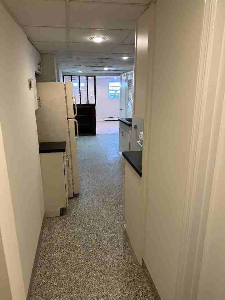 822 Kingsland Ln #1 - Photo 4 of 8