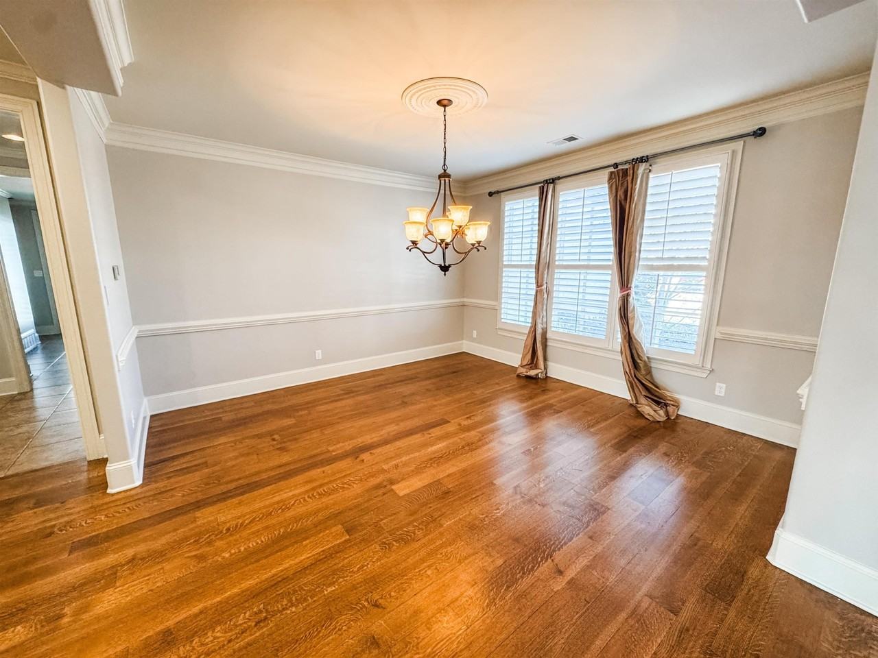 713 Briston Ln - Photo 3 of 22