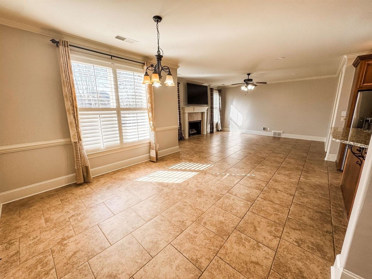 713 Briston Ln - Photo 5 of 22