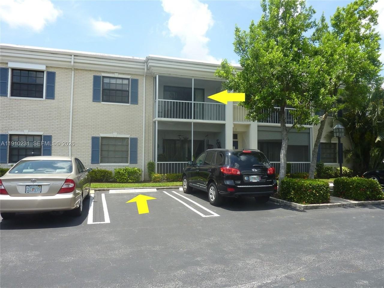 180 Cypress Club Dr #834 - Photo 5 of 50