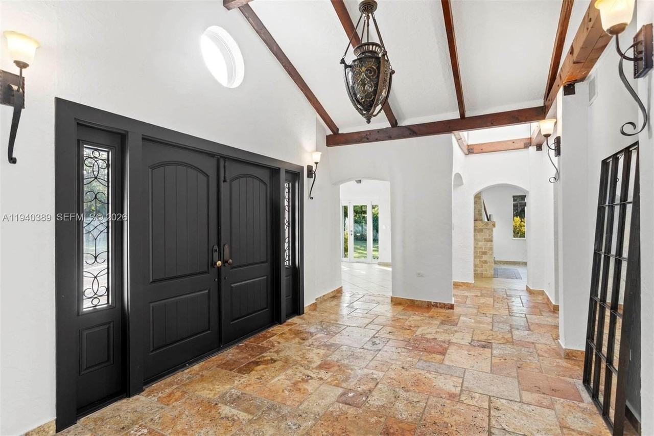 7975 Sunset Dr - Photo 3 of 19