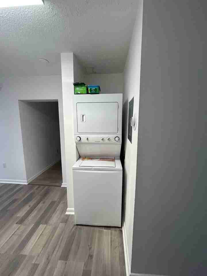 Griffin Rd - Photo 3 of 23