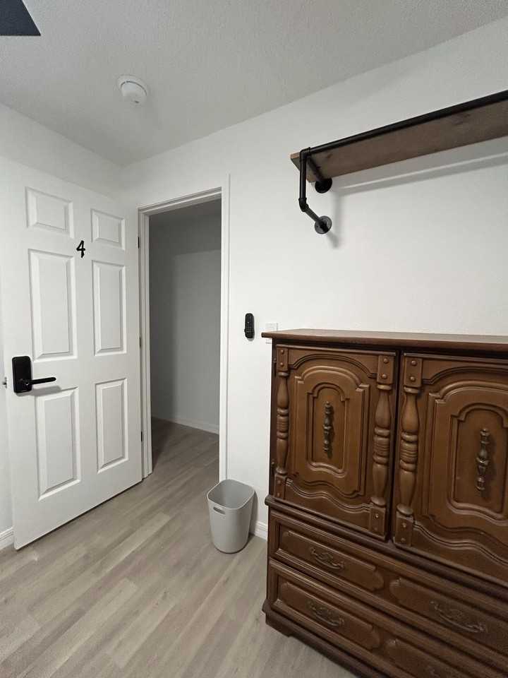 Griffin Rd - Photo 7 of 23