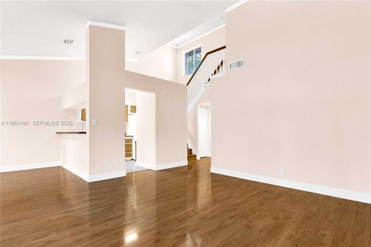 13864 Sw 93rd Ln #13864 - Photo 7 of 37