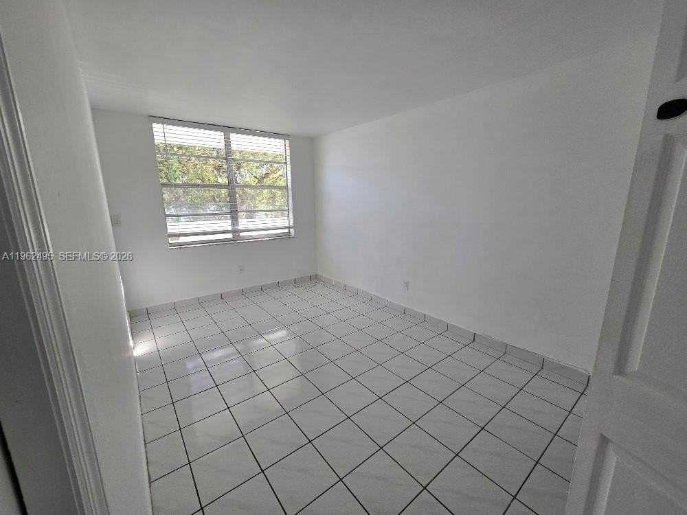 631 Jefferson Ave #303 - Photo 7 of 22