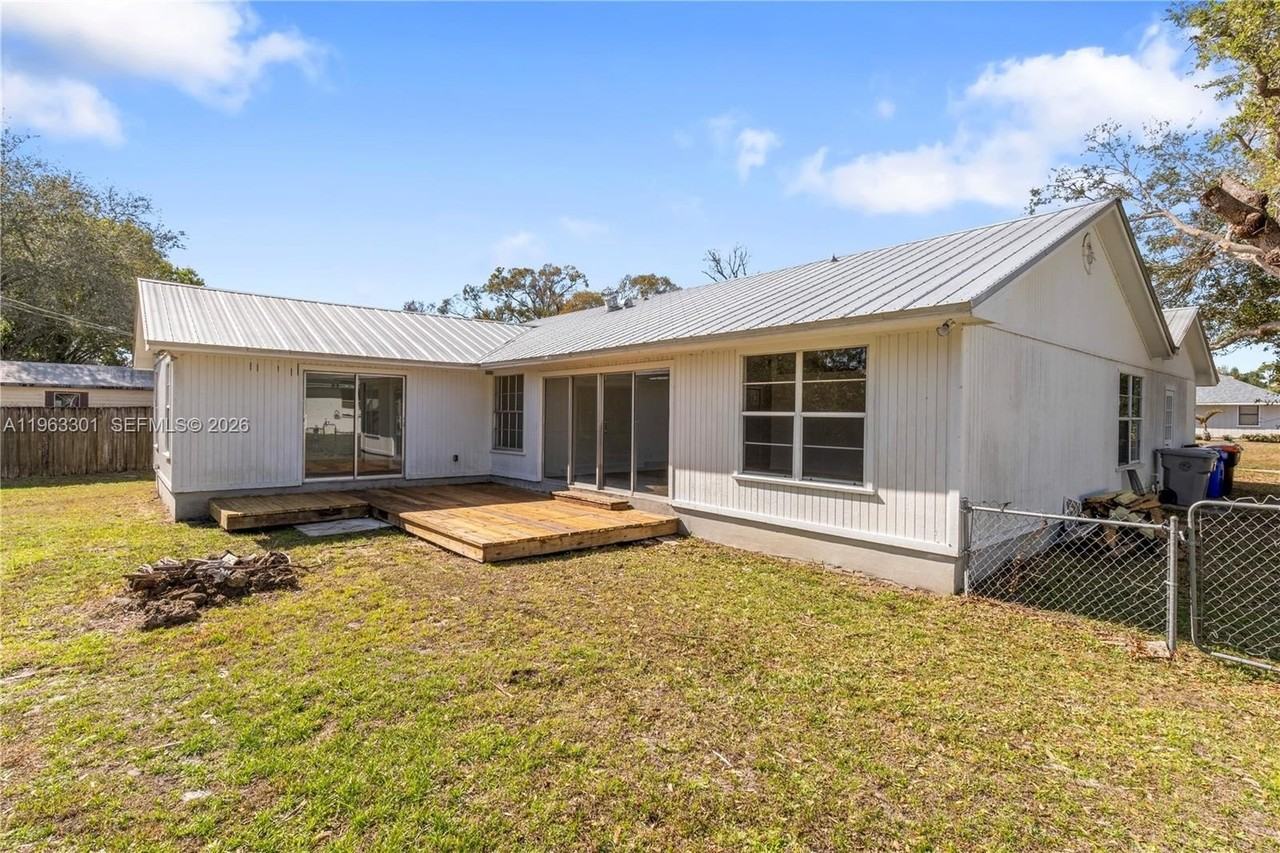 1816 14th Ave Sw #0 - Photo 2 of 29