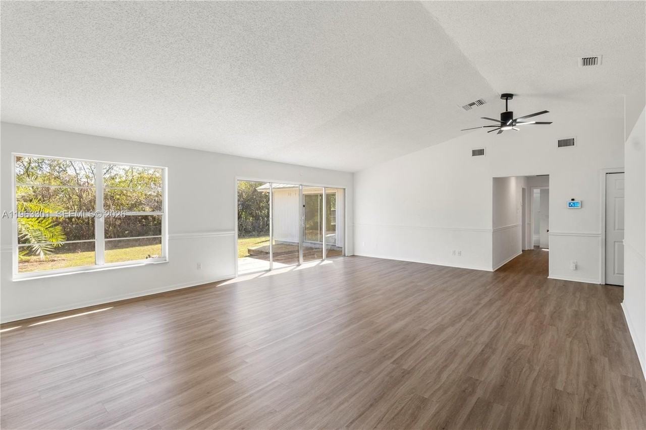 1816 14th Ave Sw #0 - Photo 6 of 29