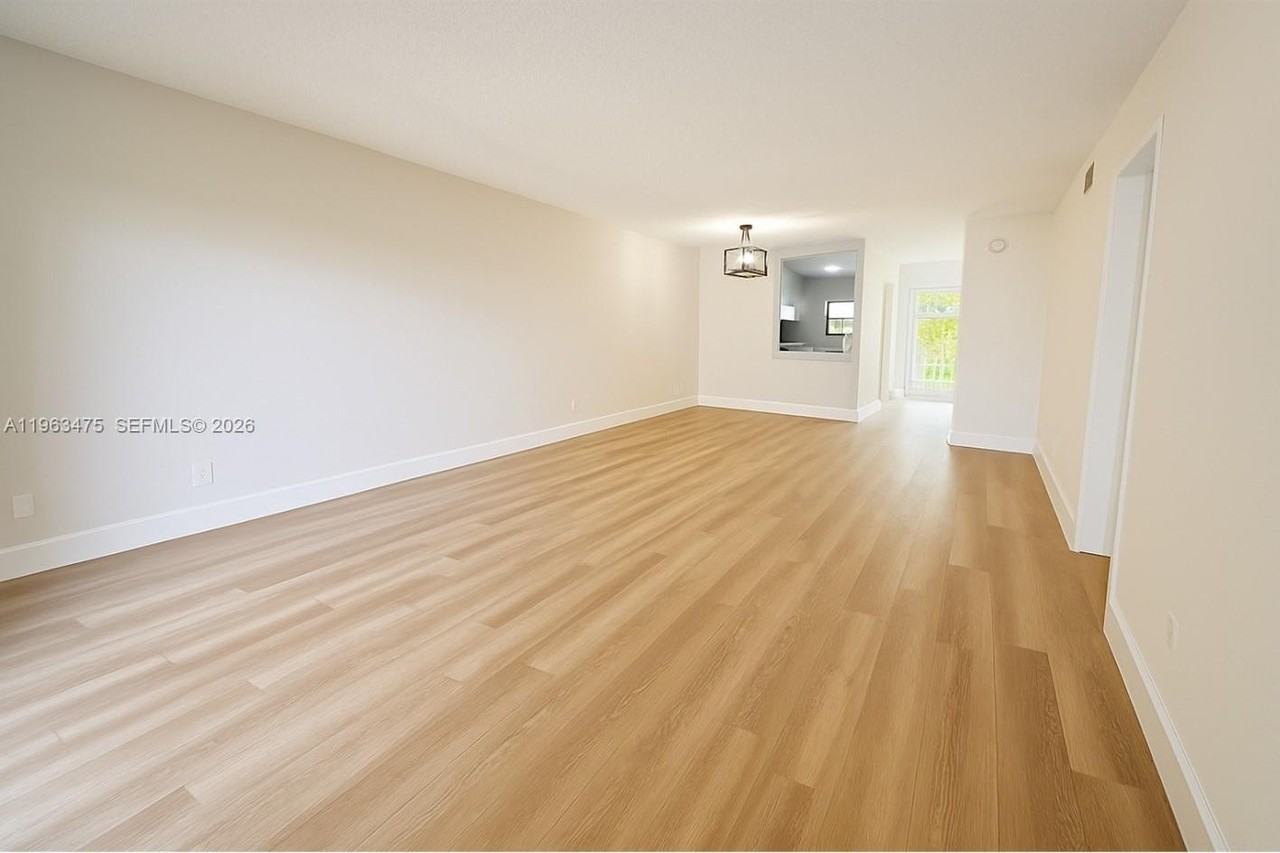 333 Nw 17th Ct #203B - Photo 3 of 20