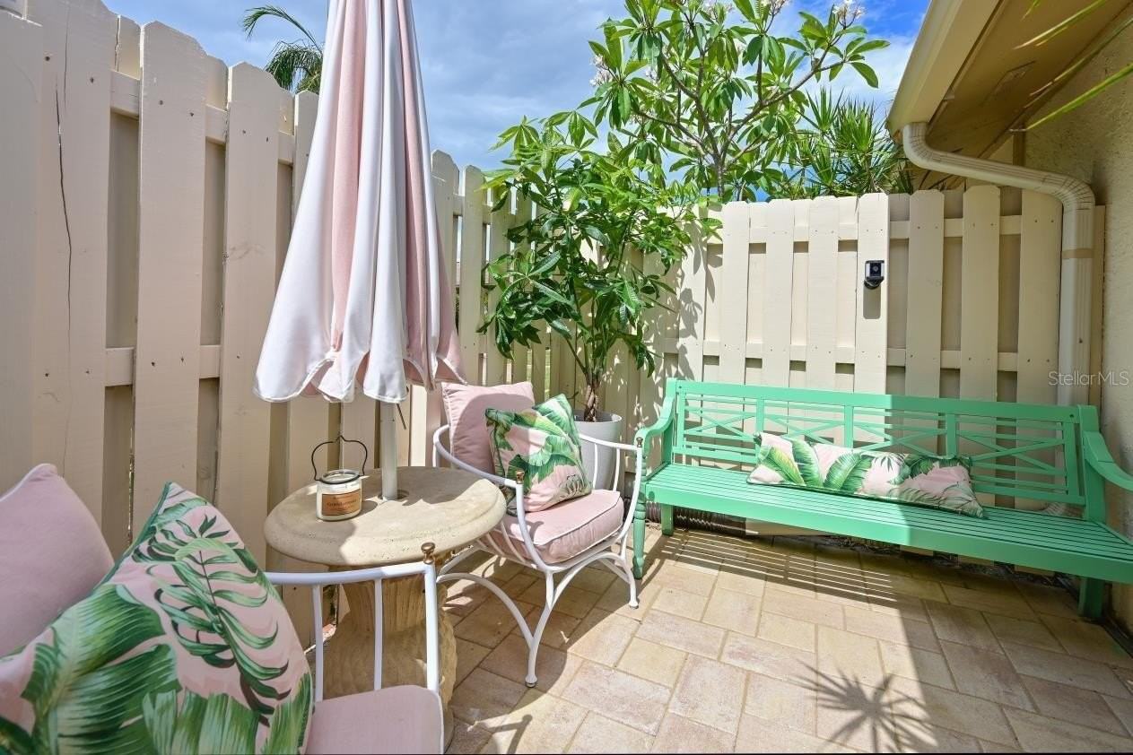 2915 61st St W - Photo 4 of 30