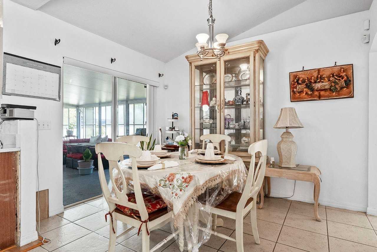 Kingscrest Cir - Photo 7 of 11