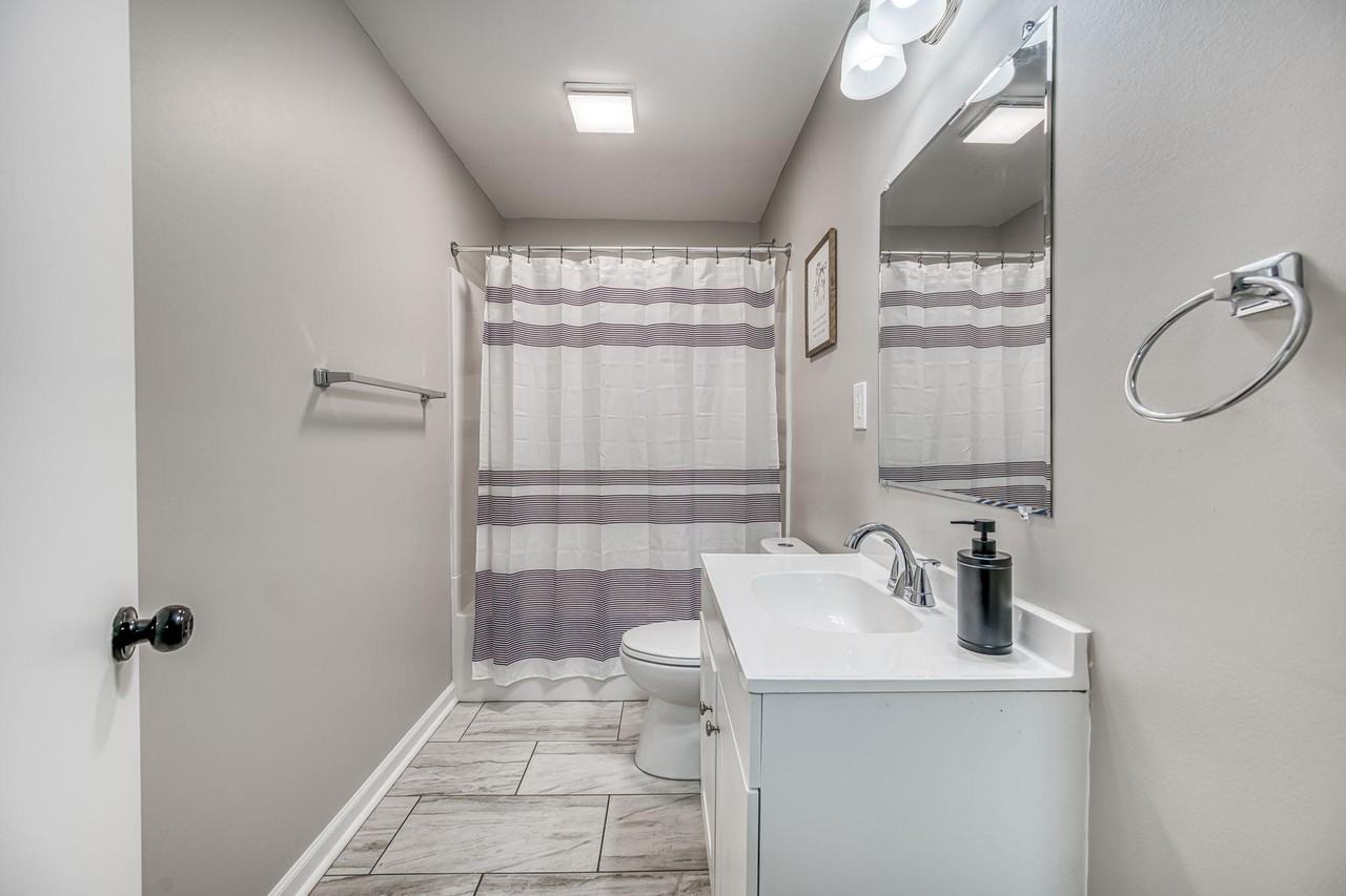 Talbert Dr - Photo 7 of 11