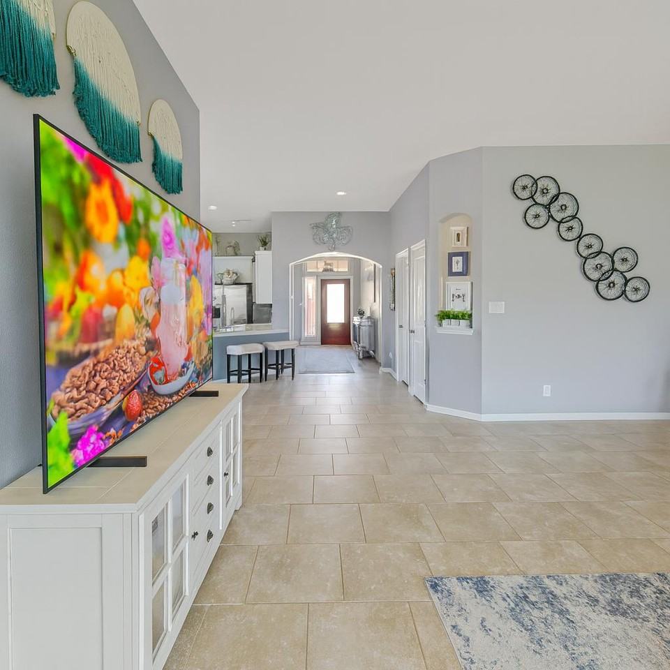 Jillian Ct - Photo 3 of 11