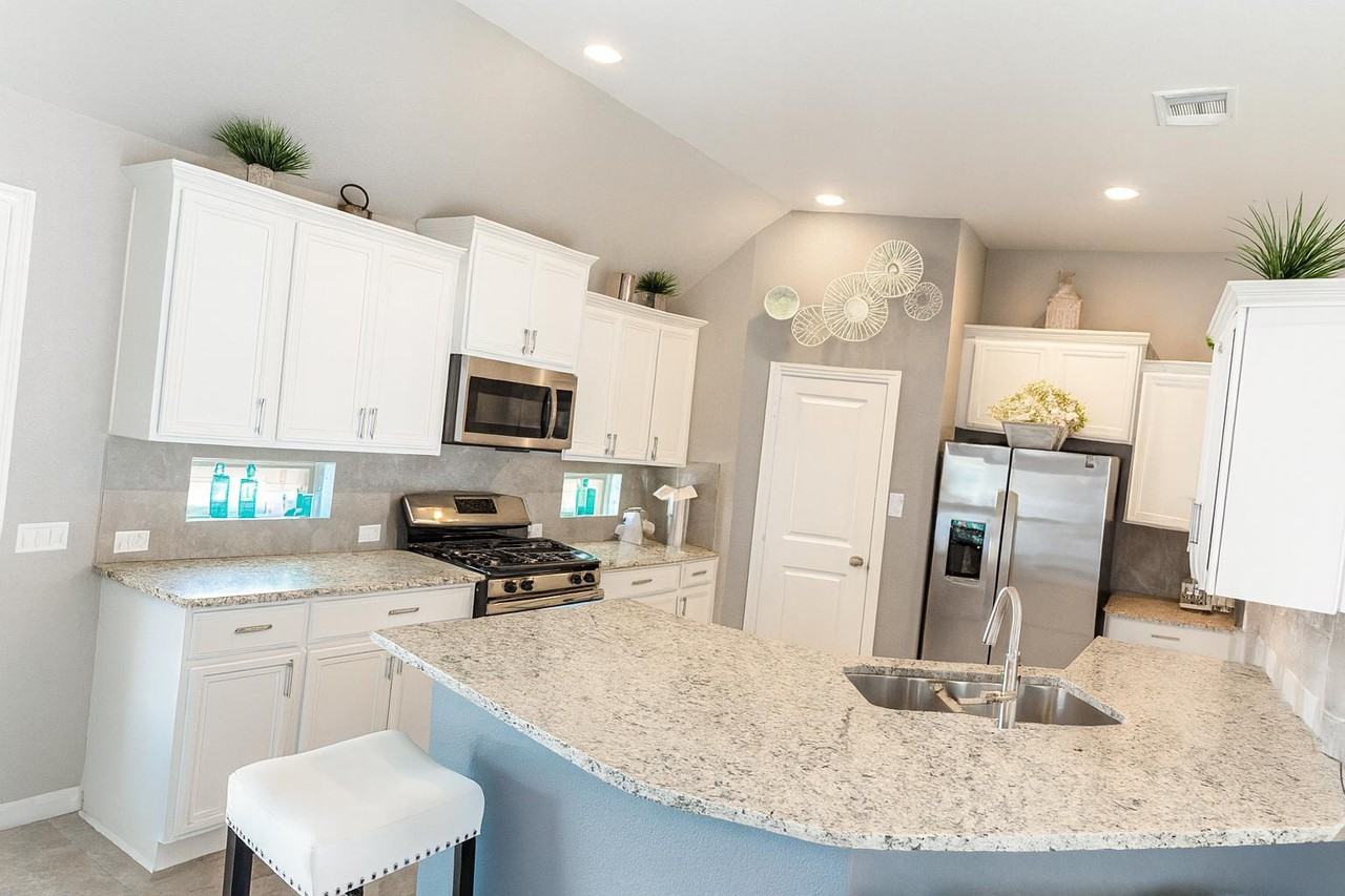 Jillian Ct - Photo 7 of 11