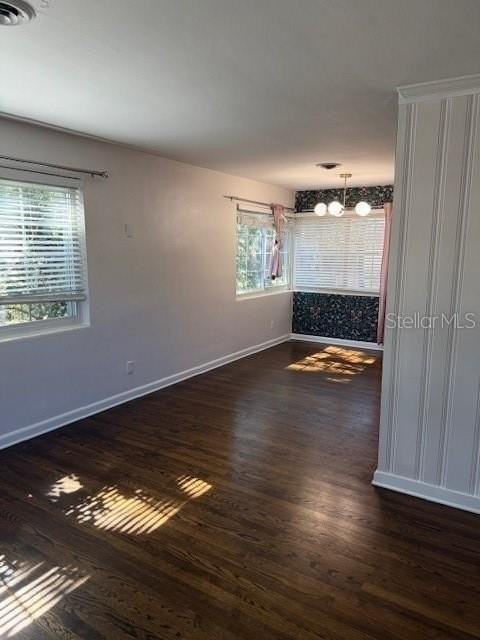 736 Essex Pl - Photo 5 of 25