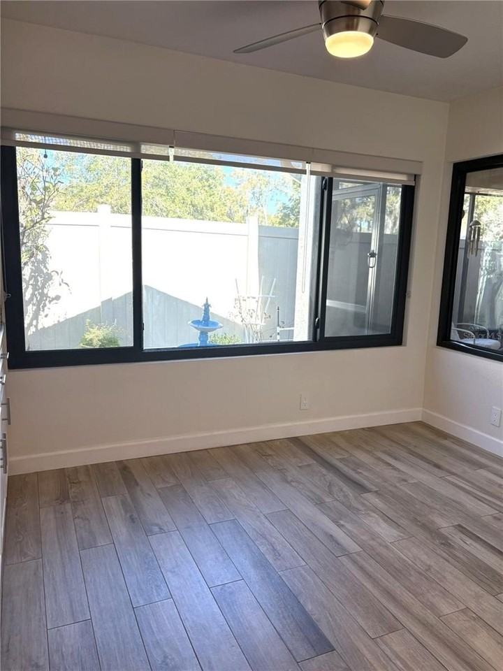 4427 Ne 5th St - Photo 7 of 17